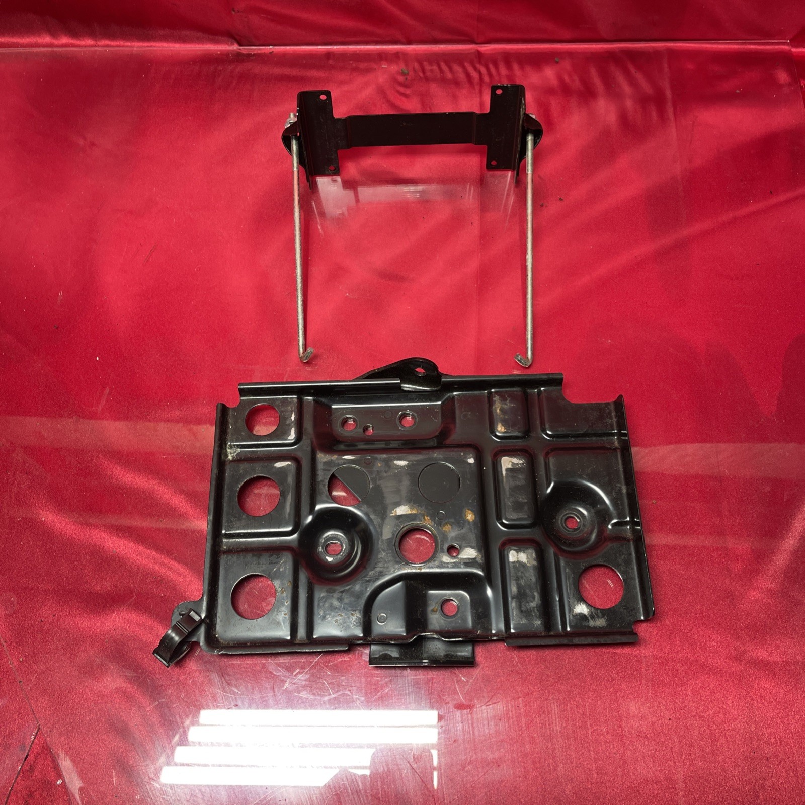 ☑️ 08-15 MITSUBISHI LANCER EVOLUTION EVO X BATTERY TRAY MOUNTING BRACKET