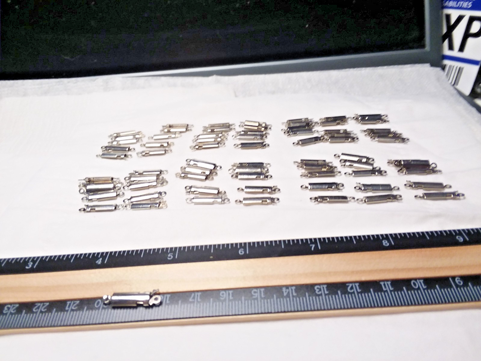 Jewelry Findings: 70PCS 20mm Necklace or Bracelet Closures 11-01-2020 NOS