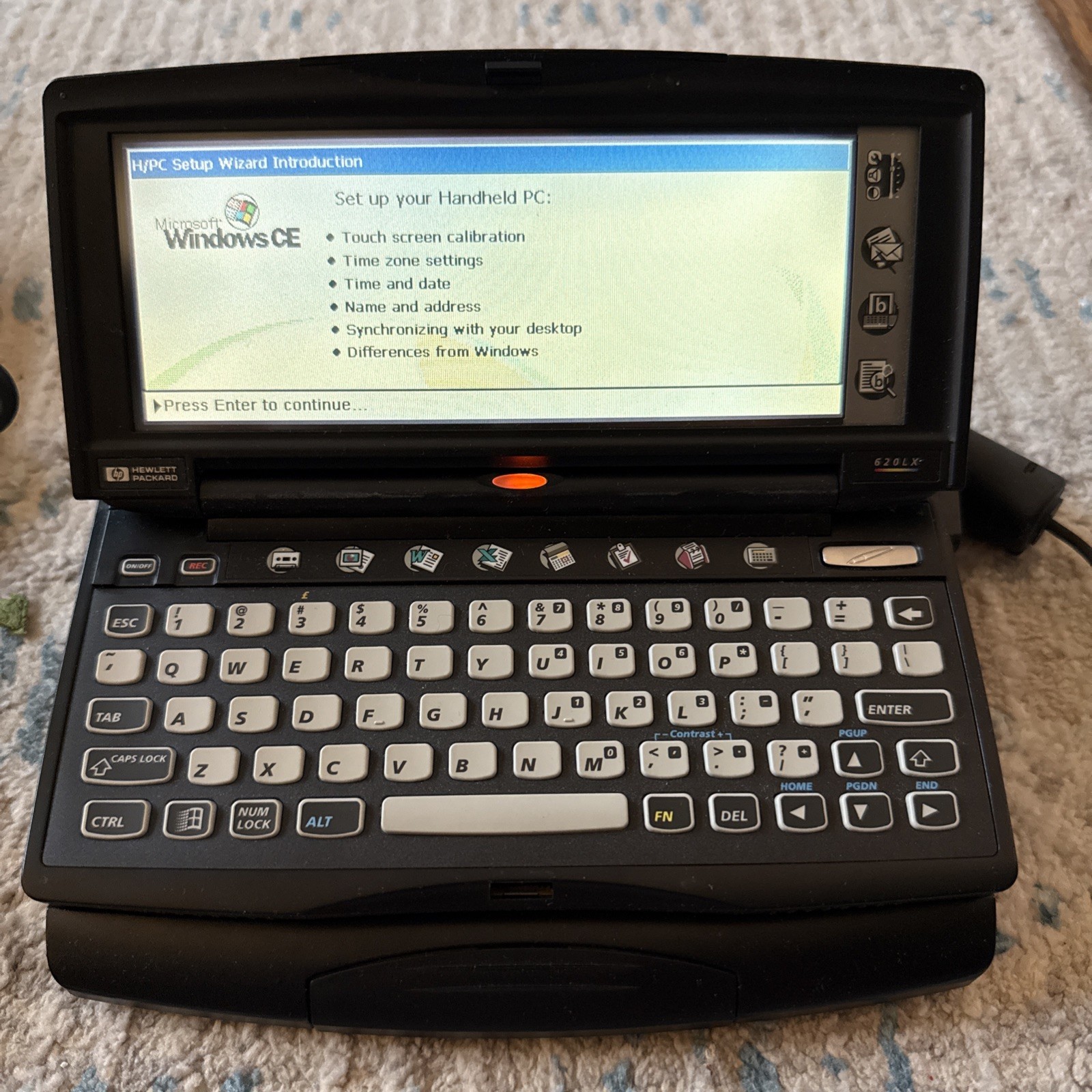 HEWLETT PACKARD 620LX working mini micro computer/accessories - Vintage As Is