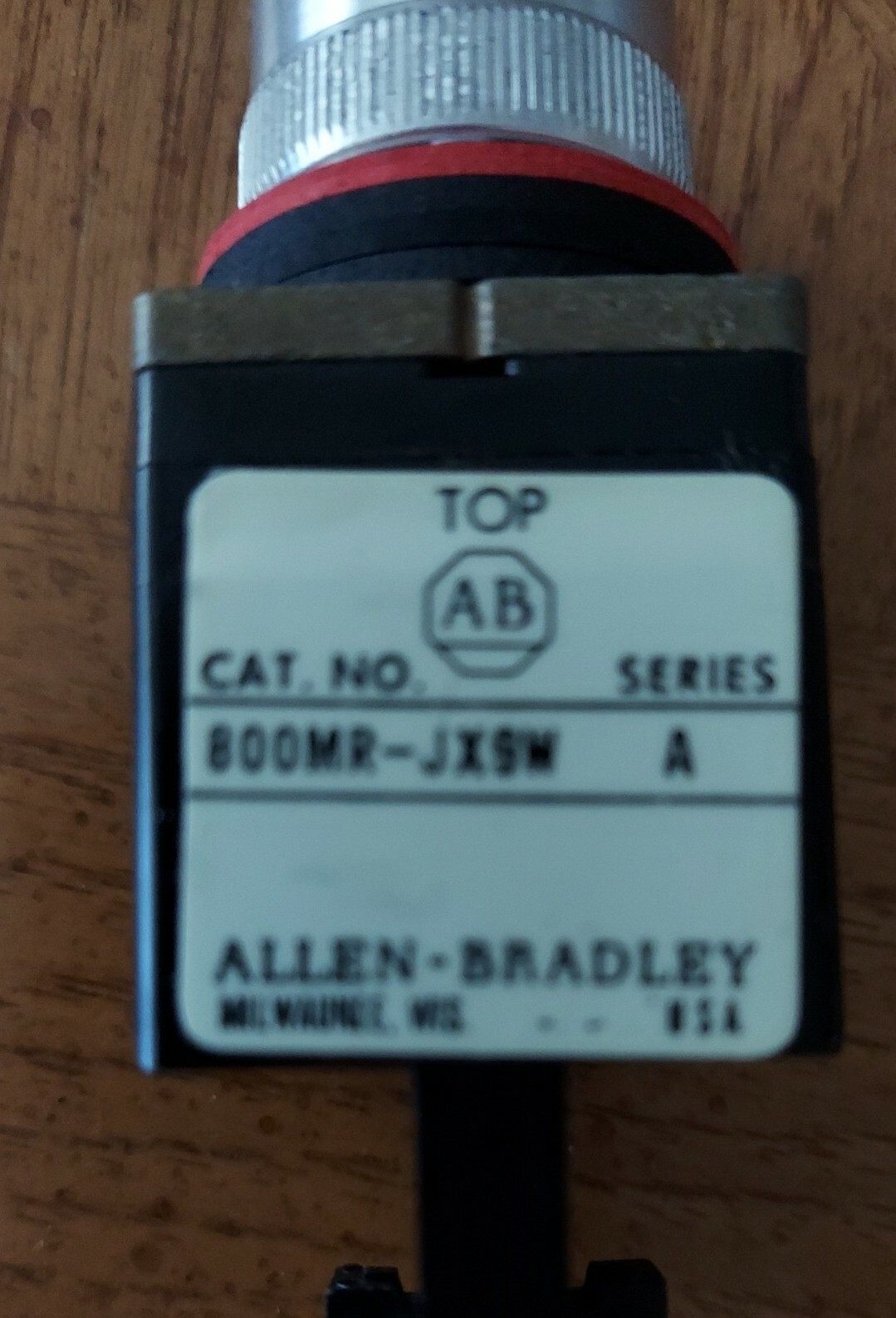 Allen-Bradley 800MR-JX9W Series A