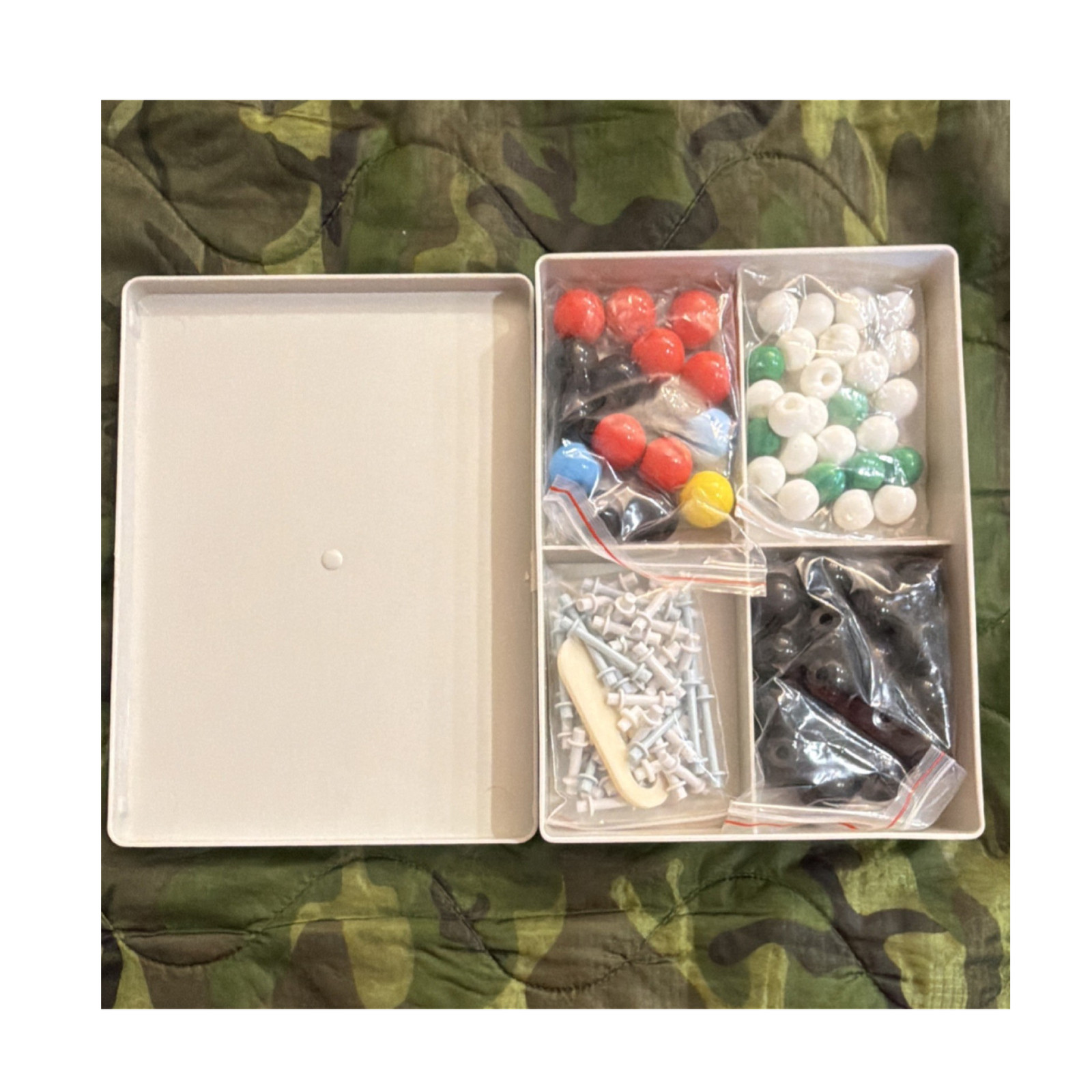 Molecular Model Set 122pc Mobi Market LLC Intro Atom & Link Kit w/ Remover Tool
