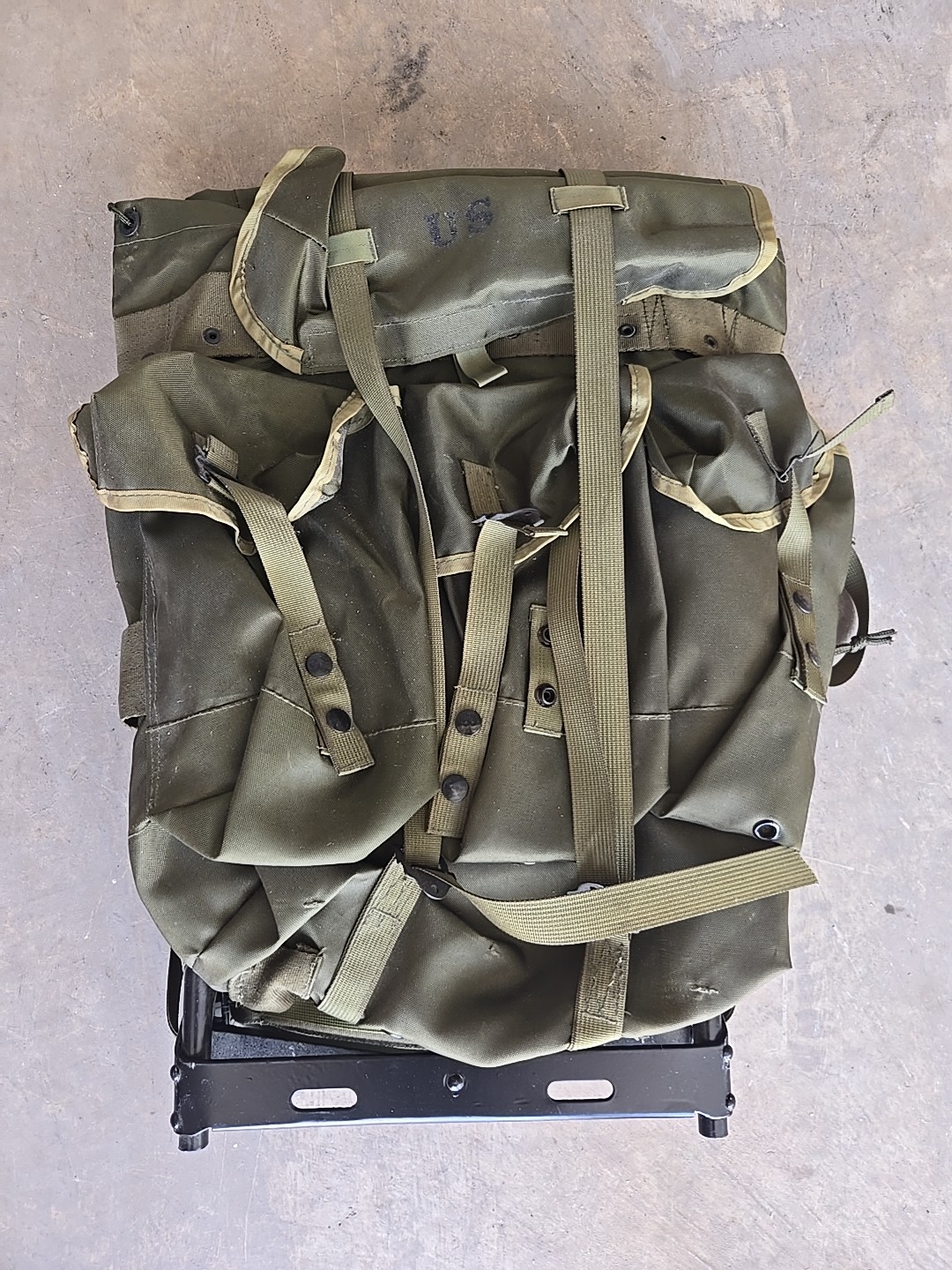 Nylon Alice Pack with Metal Frame 22 X 13 US Military Vintage