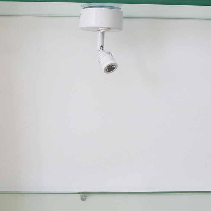 3W LED Spotlight Light Rechargeable Battery-Powered Lamp On/Off Button Cabinet