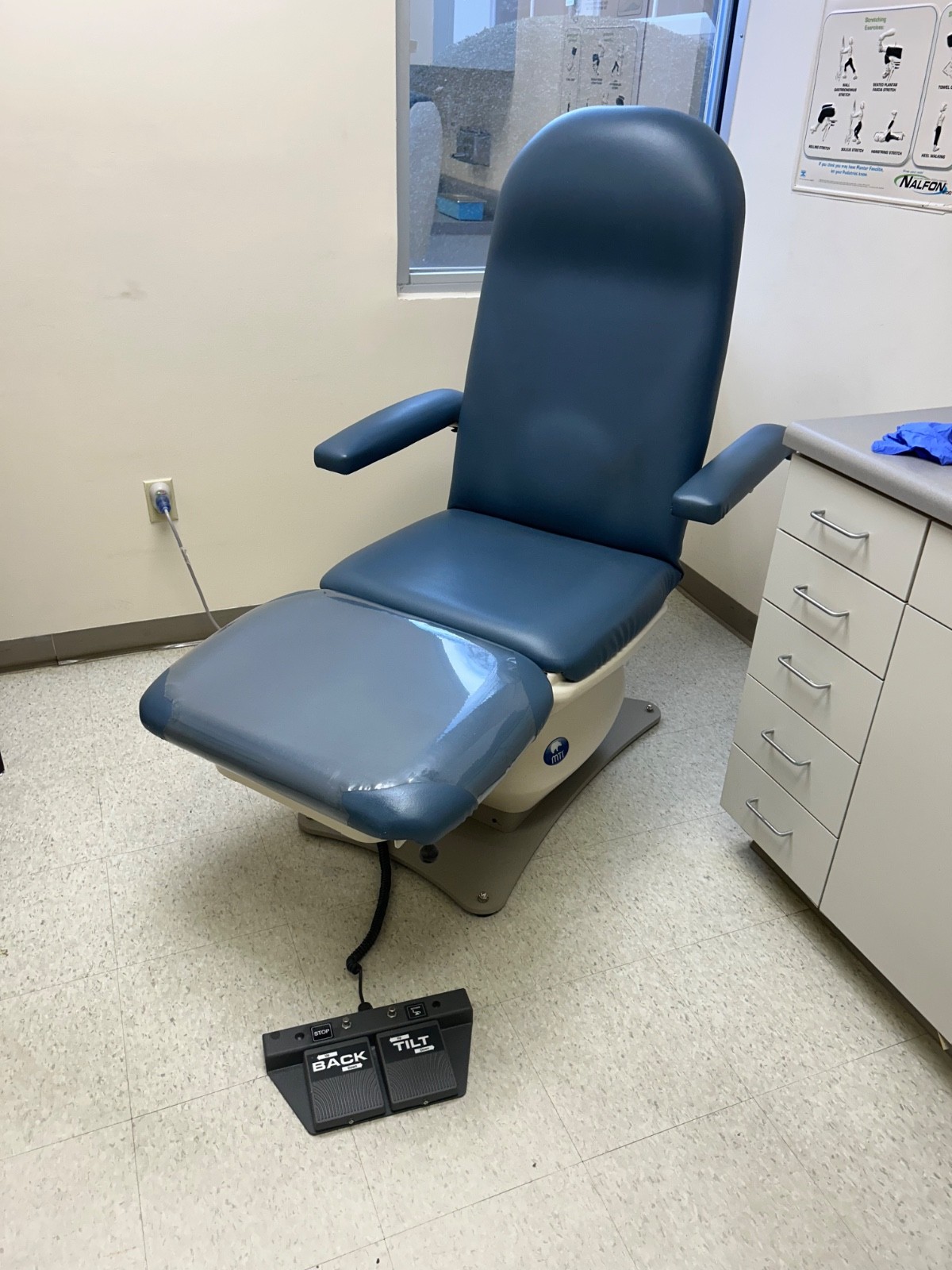 Exam Chair MTI model number 526
