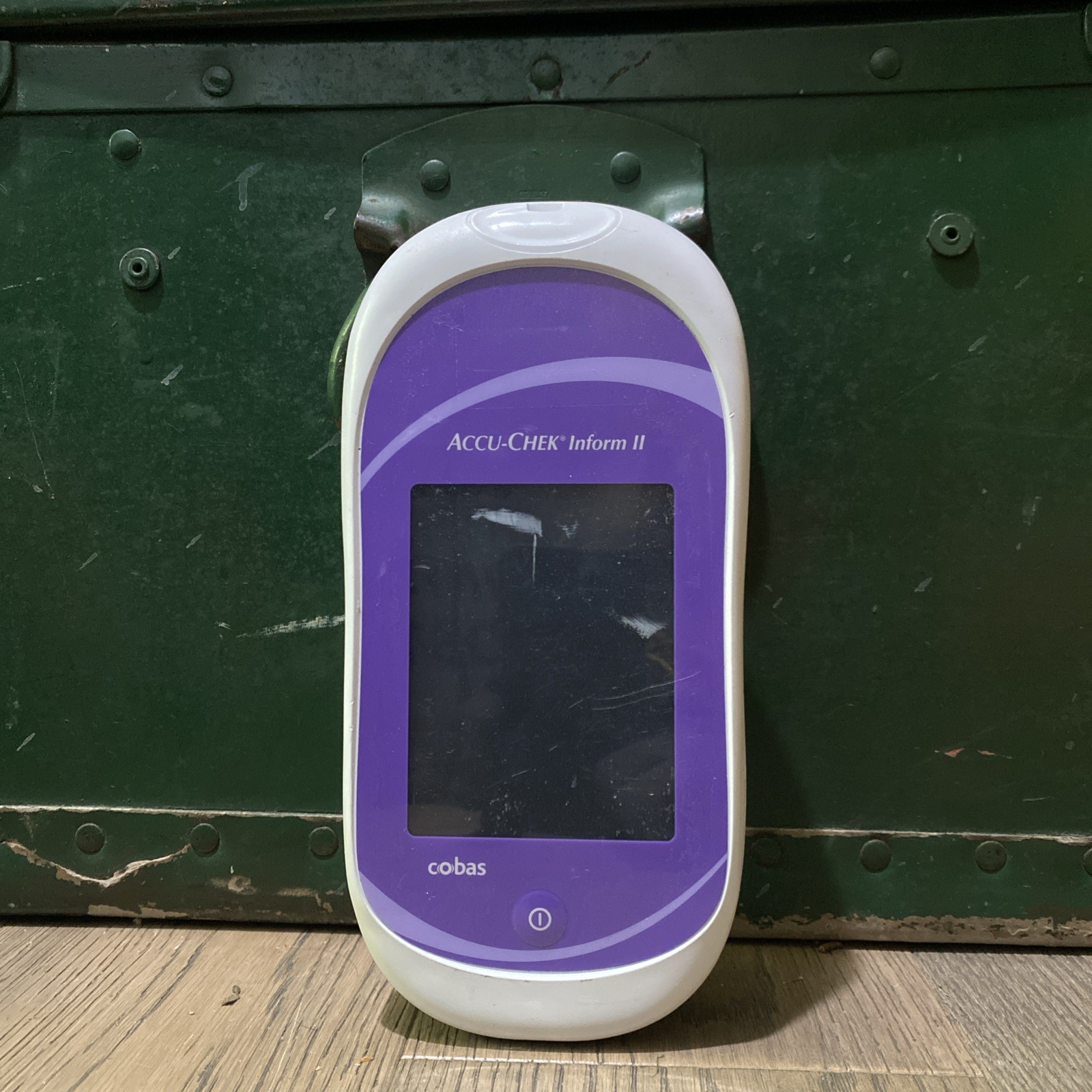 Roche ACCU-CHEK Inform II  Cobas Diagnostic Glucose no charger