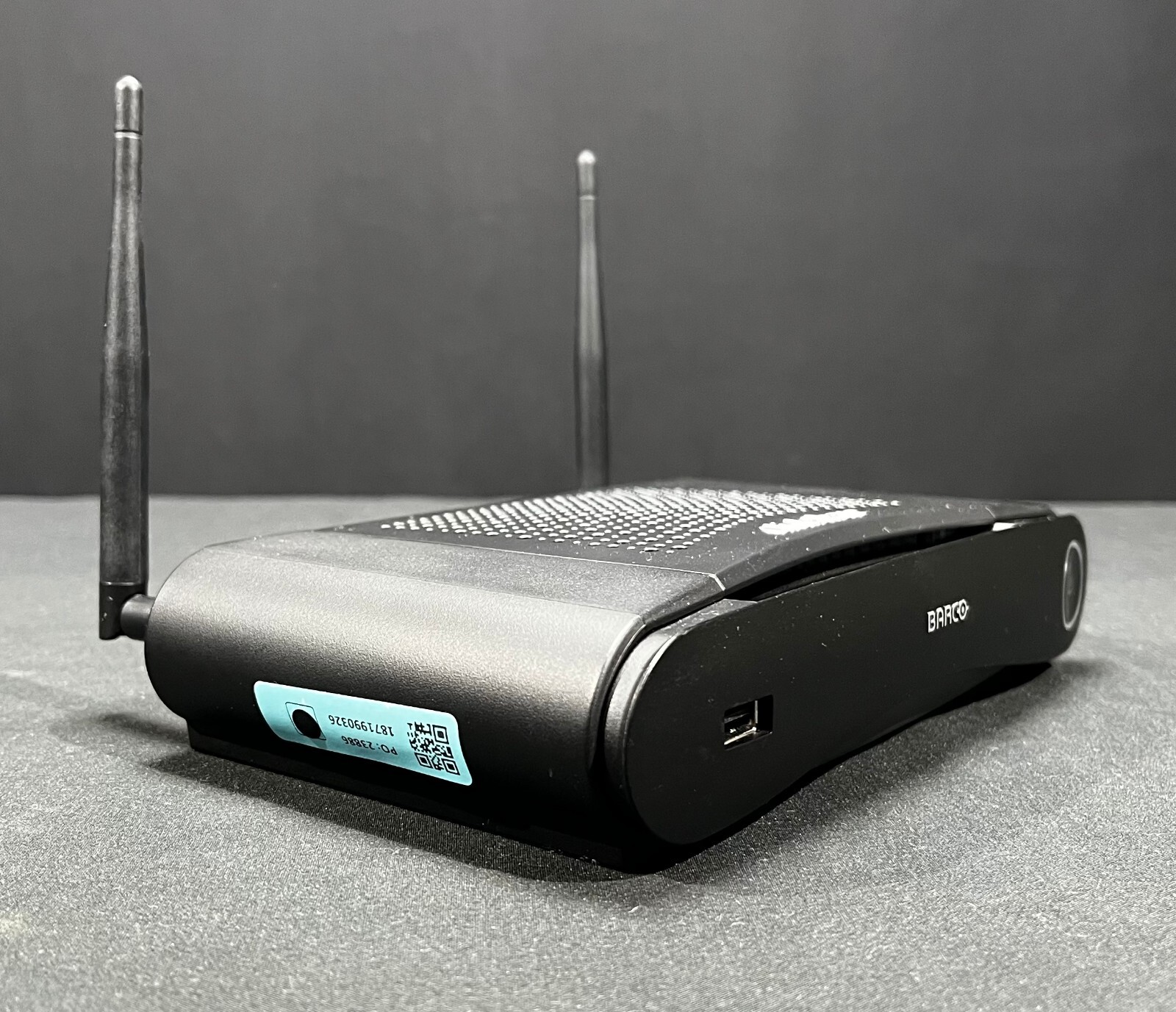 Barco CSE-200 ClickShare Wireless Presentation System w/ 2 Buttons - Fast Shipp
