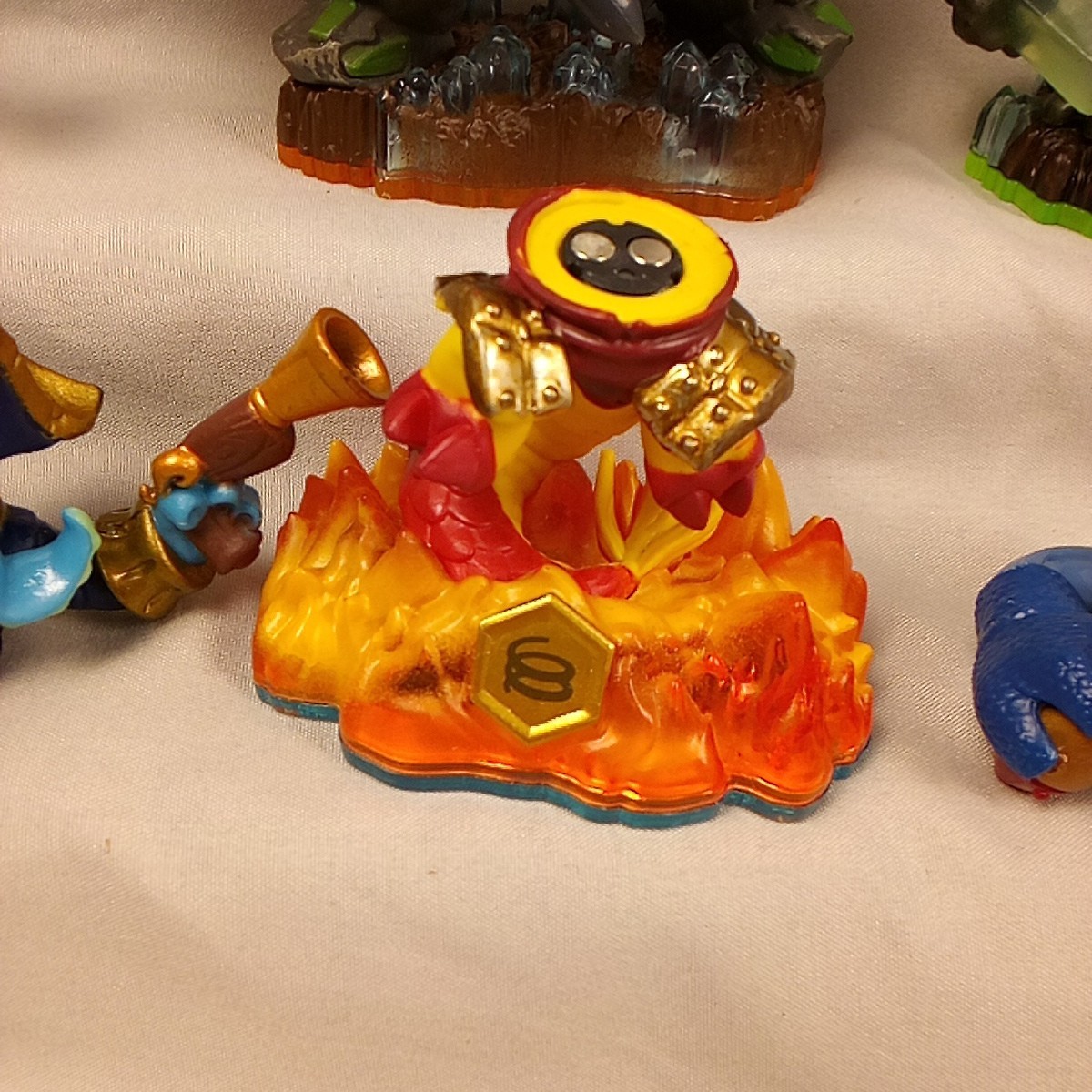 Skylanders Giants GraniteCrusher HotHead Thumpback Terrorfin Prism Break Figures