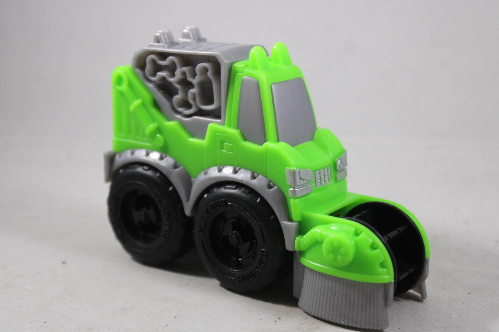 Play-Doh Street Sweeper Toy Set – Creative Fun for Kids – INCOMPLETE Play Kit
