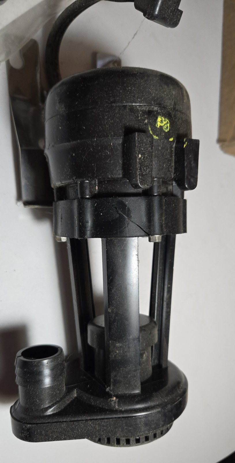 Manitowoc 76-2601-3 OEM Water Pump 230v Damaged/Cracked Plastic