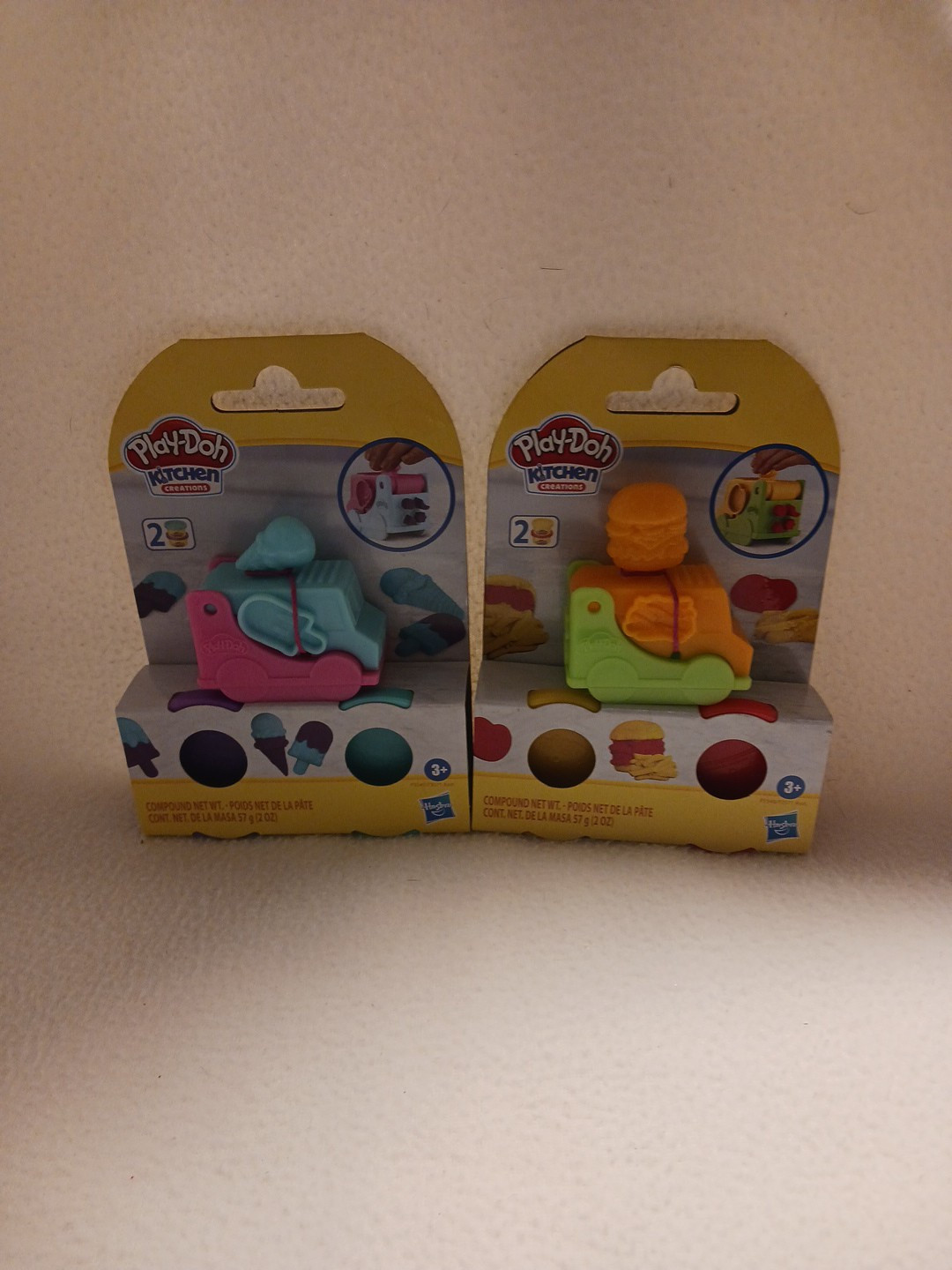 Play Doh Kitchen Creations Mini Ice cream Truck & Hamburger Truck Lot Of 2 NEW