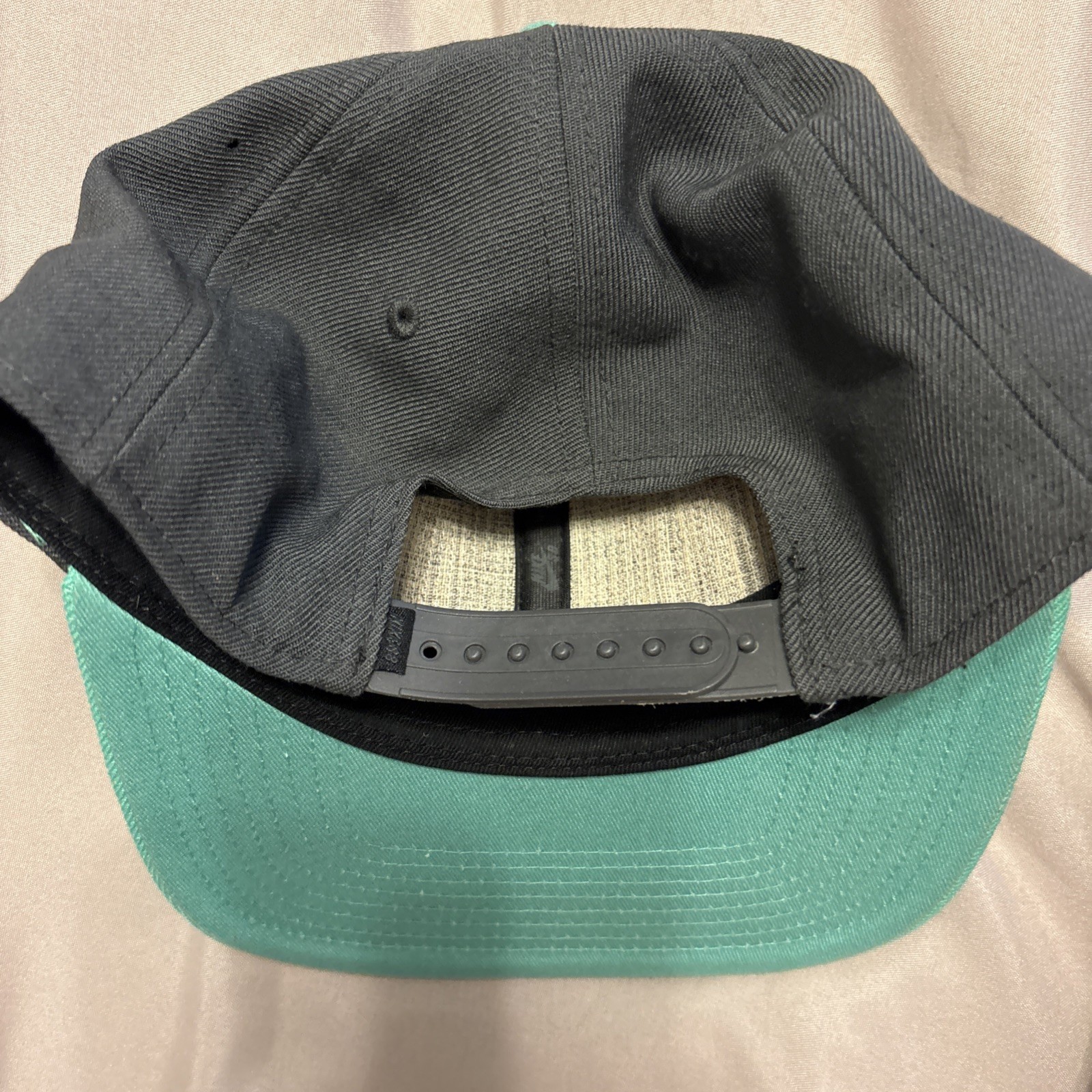 VintageMen’s Snapback Hats Vans, American Eagle, Diamond Supply Co.