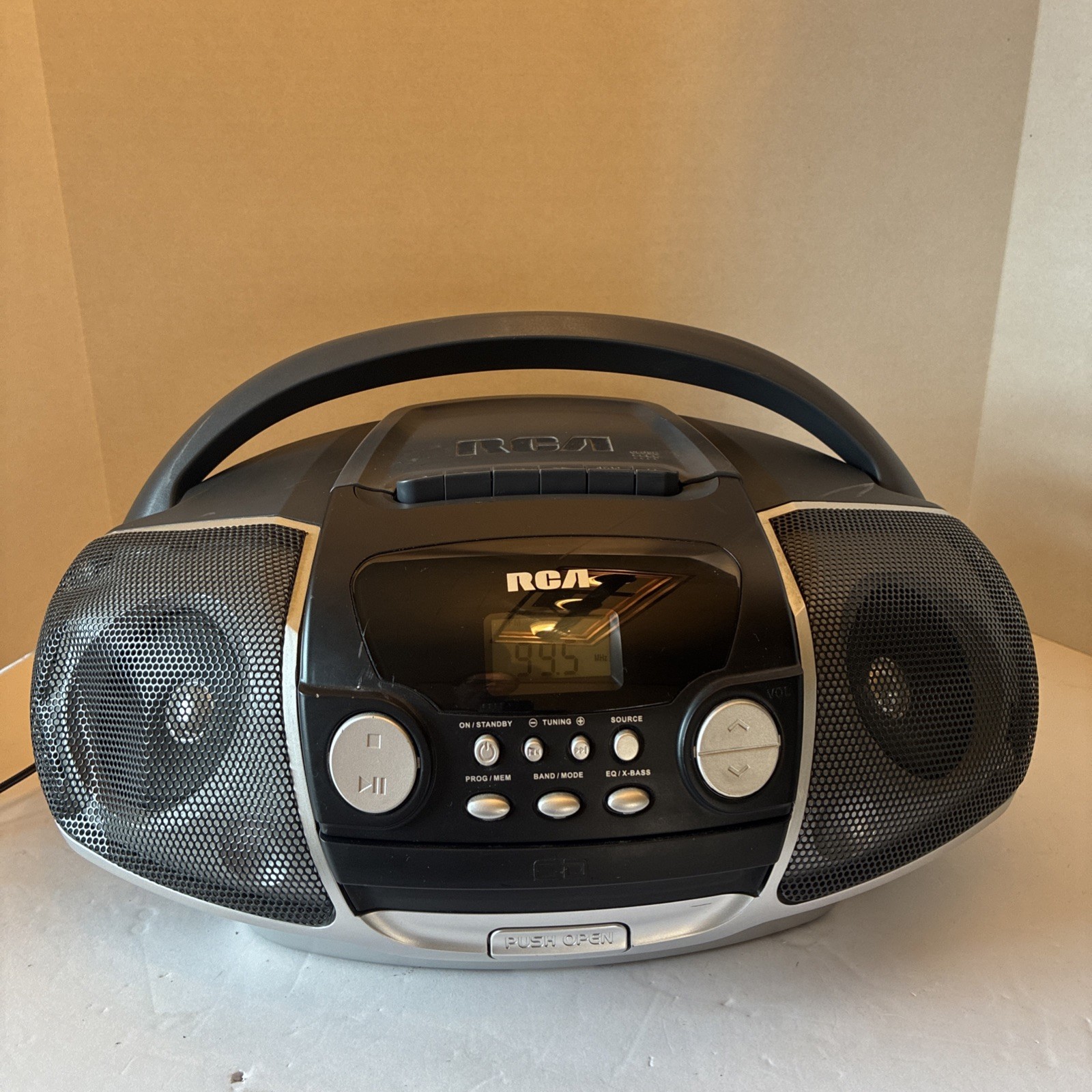 RCA RCD-175C CD Cassette Player Portable AM/FM Radio Mini BoomBox-Works!