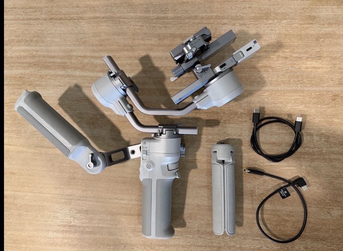 DJI RS 4 Mini 3-Axis Gimbal Stabilizer for Mirrorless DSLR Camera RS4 Handheld
