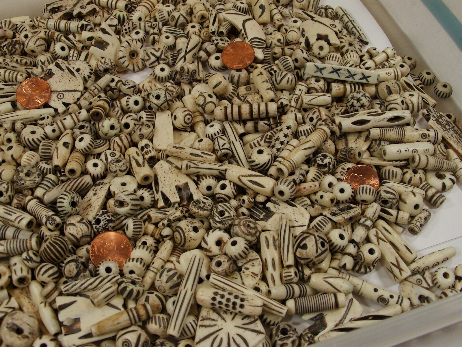 4 Pounds Assorted Water Buffalo Bone Beads / Scrap Pieces / Left Overs Bulk (Z5)