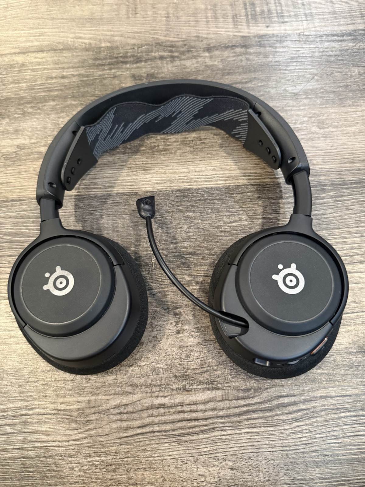 Steelseries Arctis Nova 1 Gaming Wired Headset (BLACK)