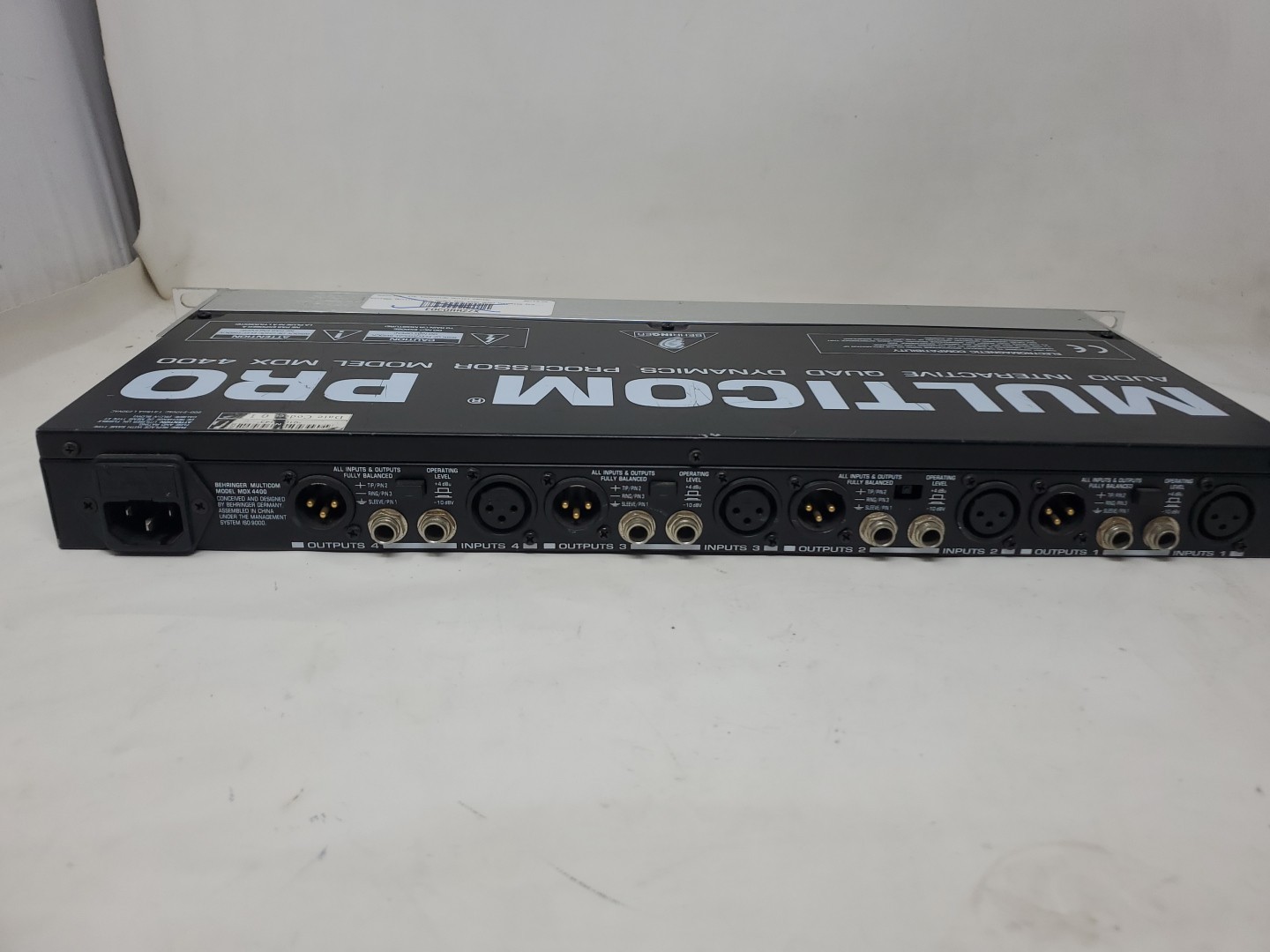 Behringer MDX4400 Multicom Pro Audio Quad Dynamics Processor