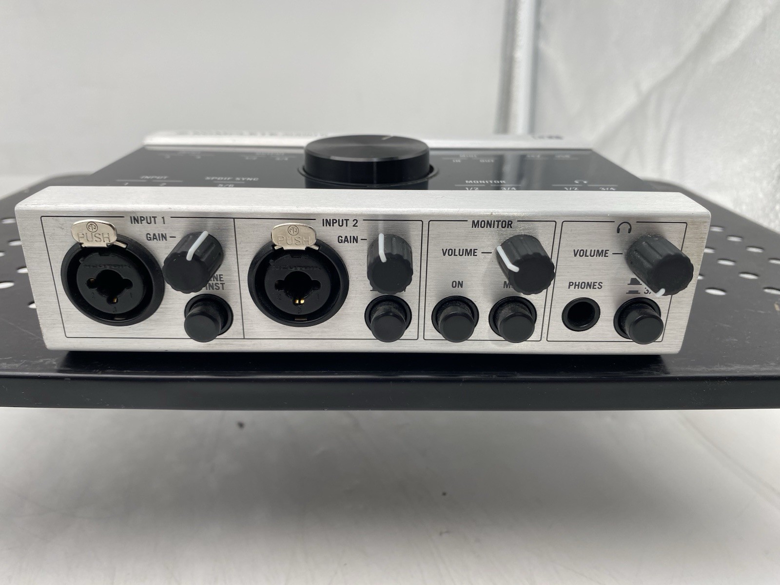 Native Instruments KOMPLETE AUDIO 6 Digital Recording Interface