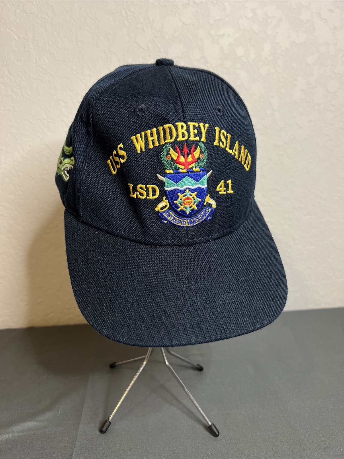 USS Whidbey Island LSD-41 Hat ,Dark Blue, Snapback, NWOT ALLIGATOR DONT TREAD