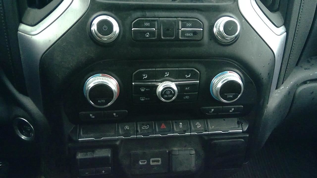 SIERRA150 2019 Glove Box 2074436