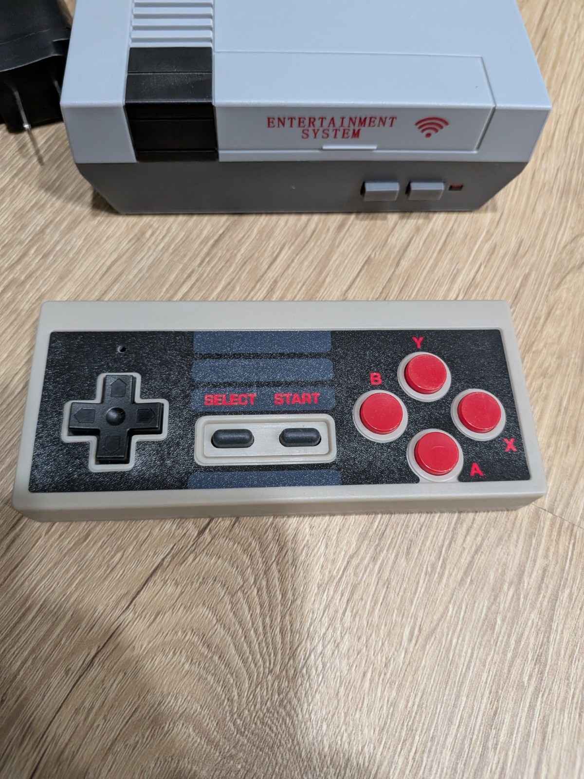 NES Classic Edition Microconsole w/ 2 Controllers AV & Power, NTSC-U/C 720p