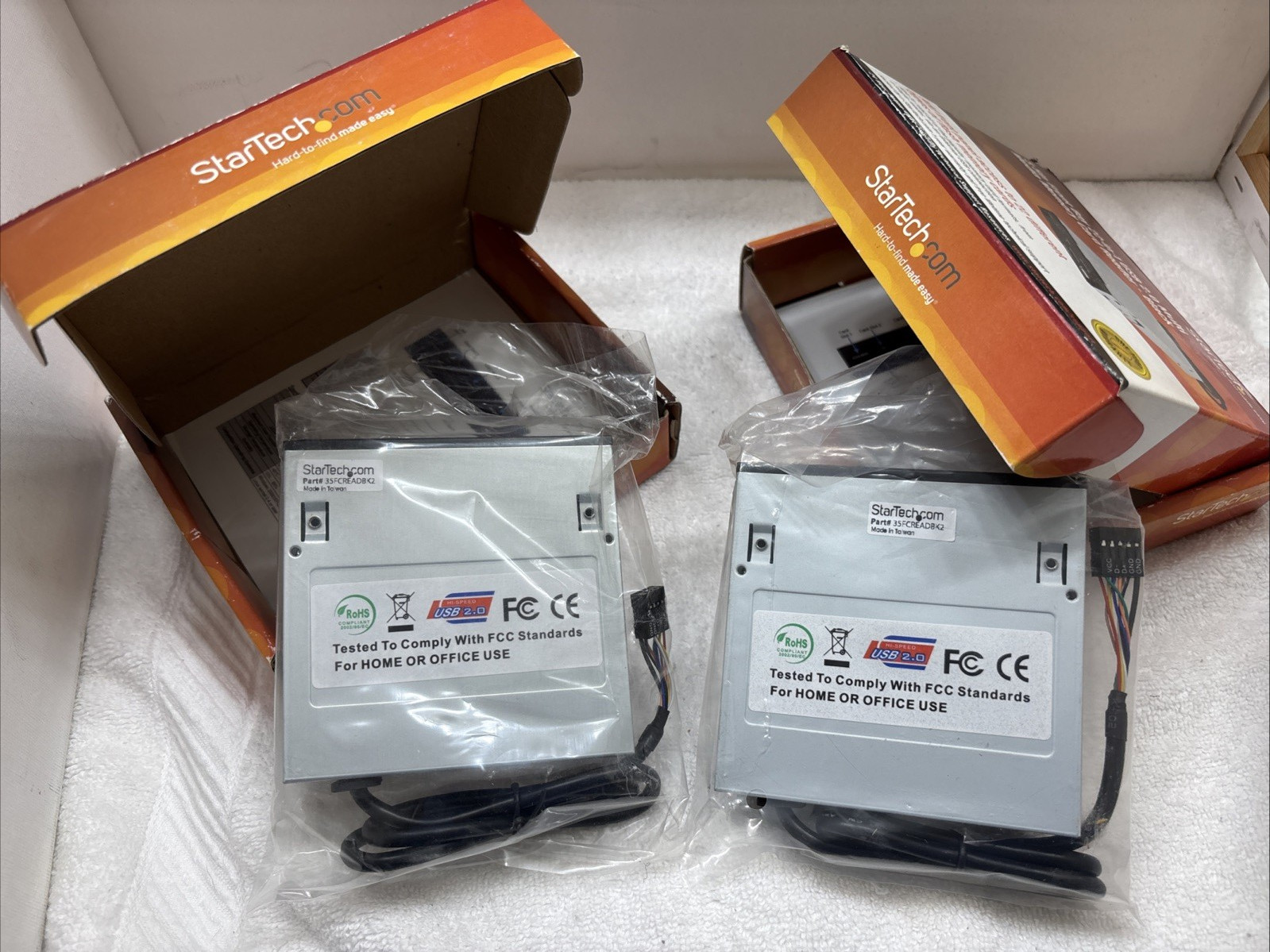 Star Tech 3.5in Front Bay 22-in-1 USB 2.0 Internal Multi Media Memory Card (2)