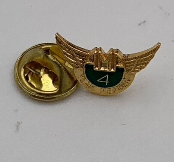 VTG Harley Davidson Motorcycle Riders Button Pin M Wing 4 Year Member Club Badge