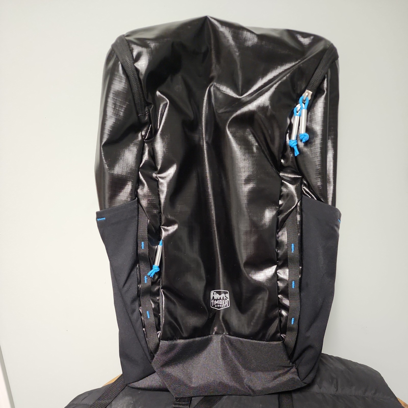 Timber Ridge Xplorer 25L Hiking Pack w/ Reflective Accents & Waist Strap (Black)