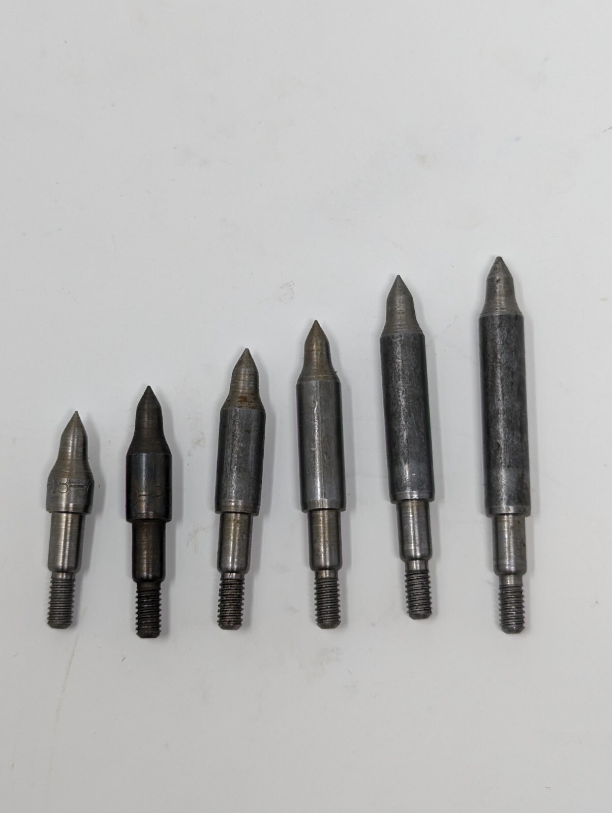 9/32" Screw In Field Points, 12 Packs. 75, 90, 100, 125, 145, 175, or 200 grains