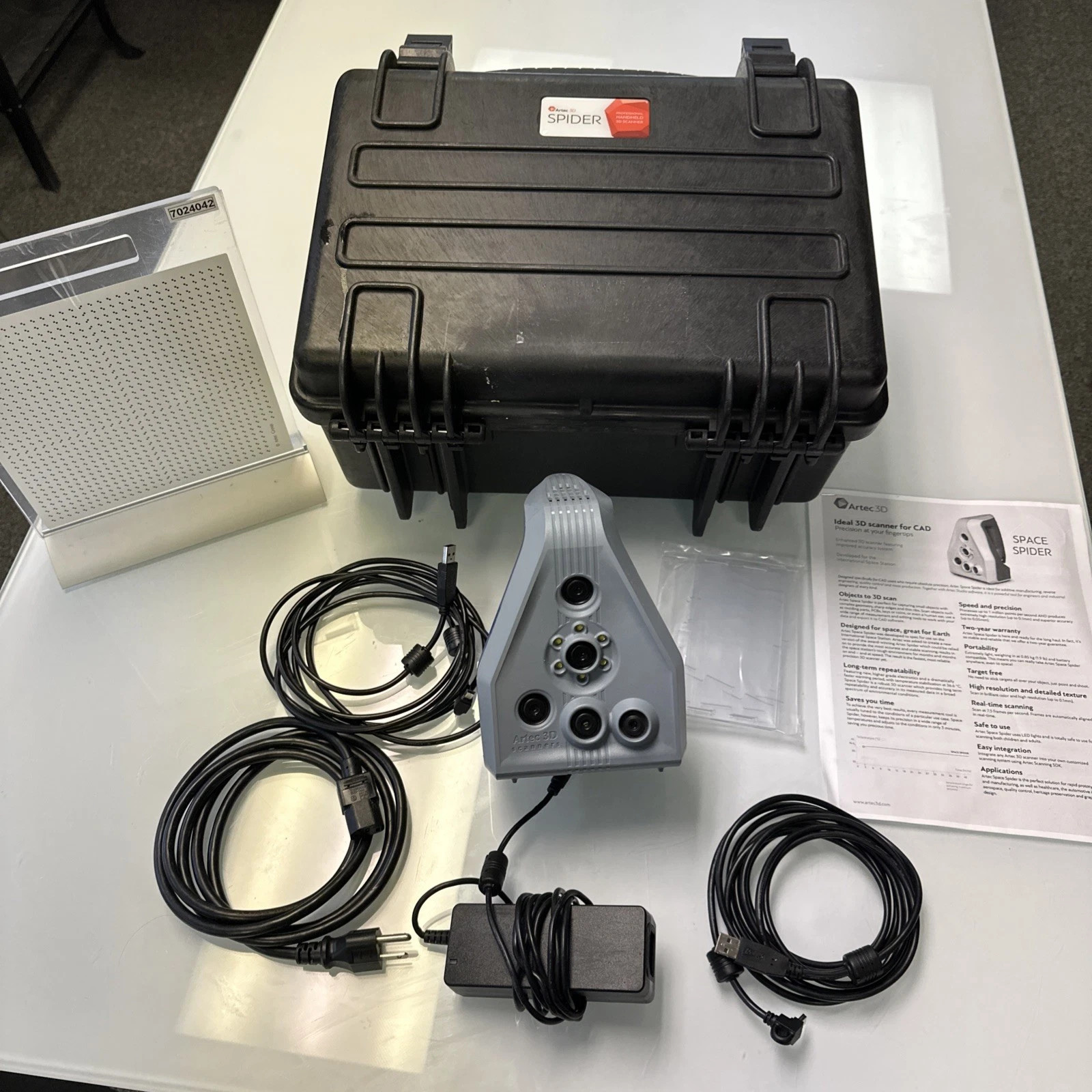 Artec EVA-S 3D Scanner Space Spider + Calibration Plate & Warranty