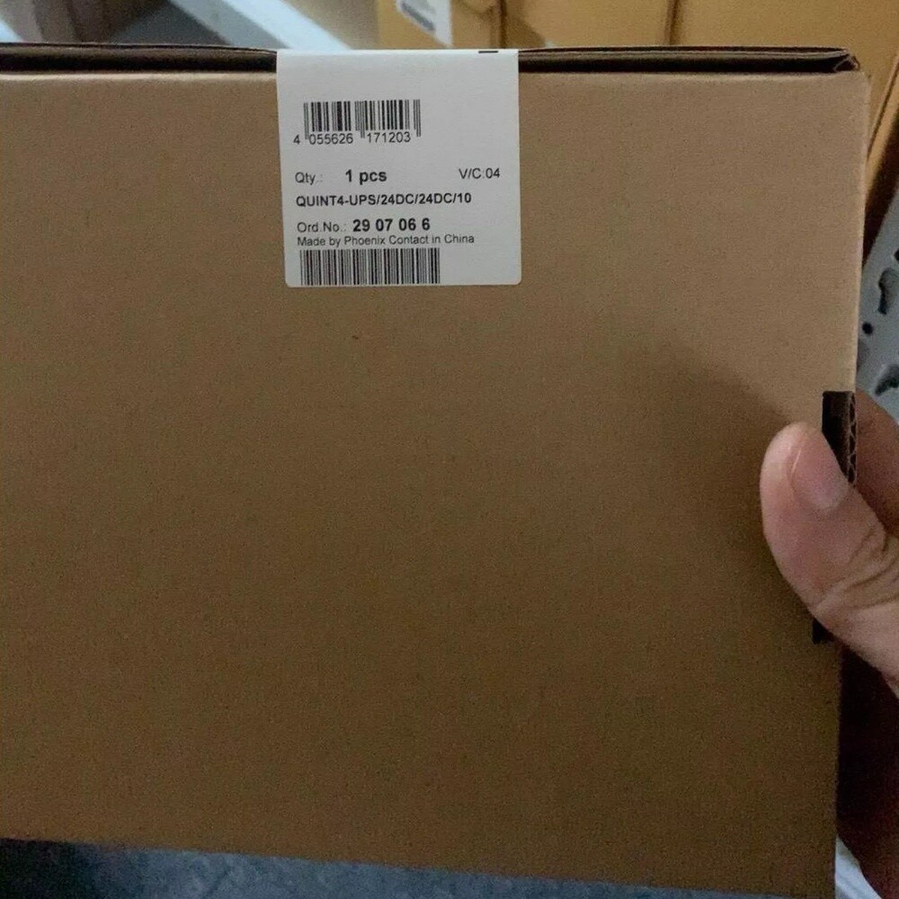 1PCS NEW Phoenix Contact QUINT4-UPS/24DC/24DC/10 2907066 Power Supply