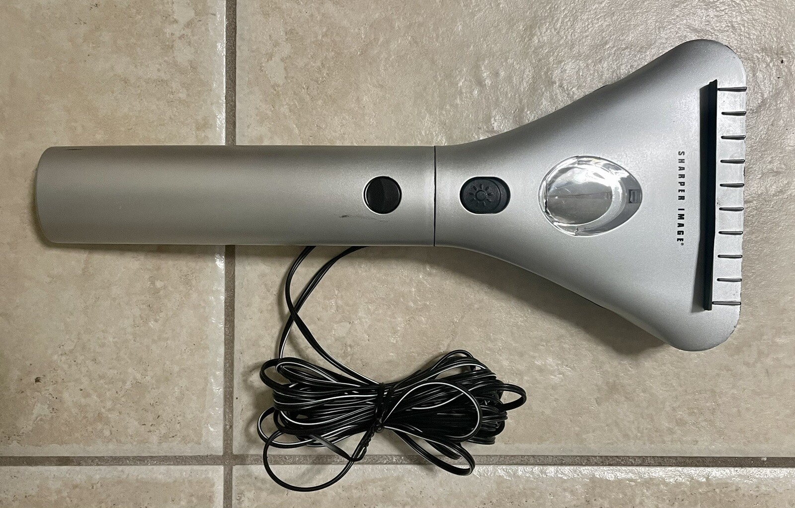 SHARPER IMAGE HEATED ICE SCRAPER 810022140079 MSRP $49.99 Car Windshield Scraper