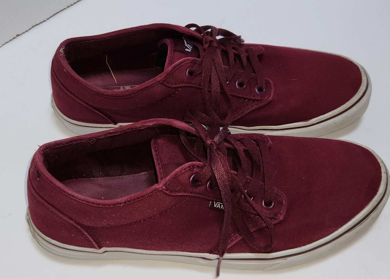 VAN'S MAROON MEN'S SIZE 10.5  SKATEBOARD LACE-UP TENNIS SHOES