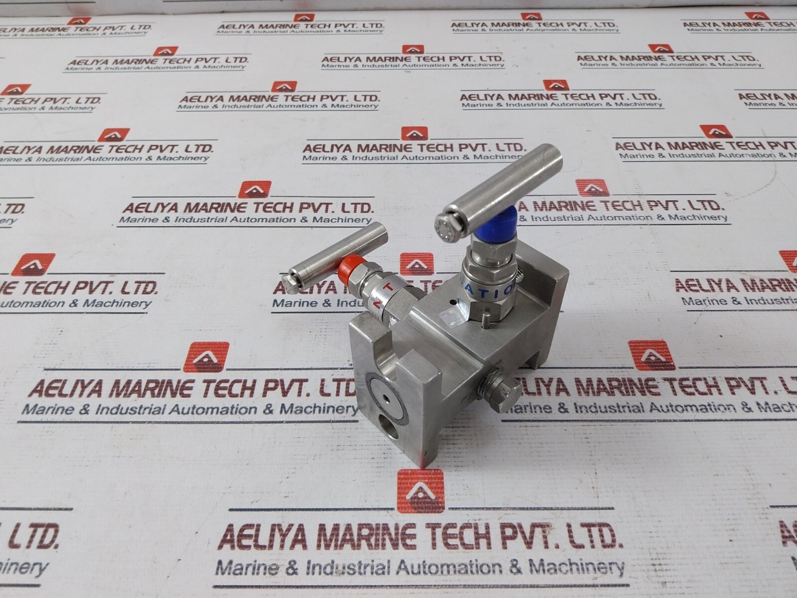 Excelock 2VM/H-SS 316 Needle Valve E201 FF