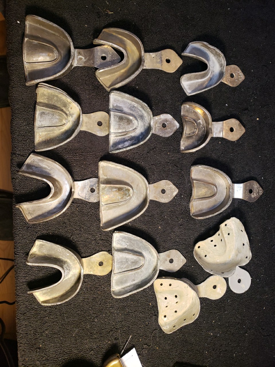 13 CAULK RIMLOCK UP & LO DENTAL FULL MOUTH METAL ALGINATE TRAY 5 Sets 3 Extras