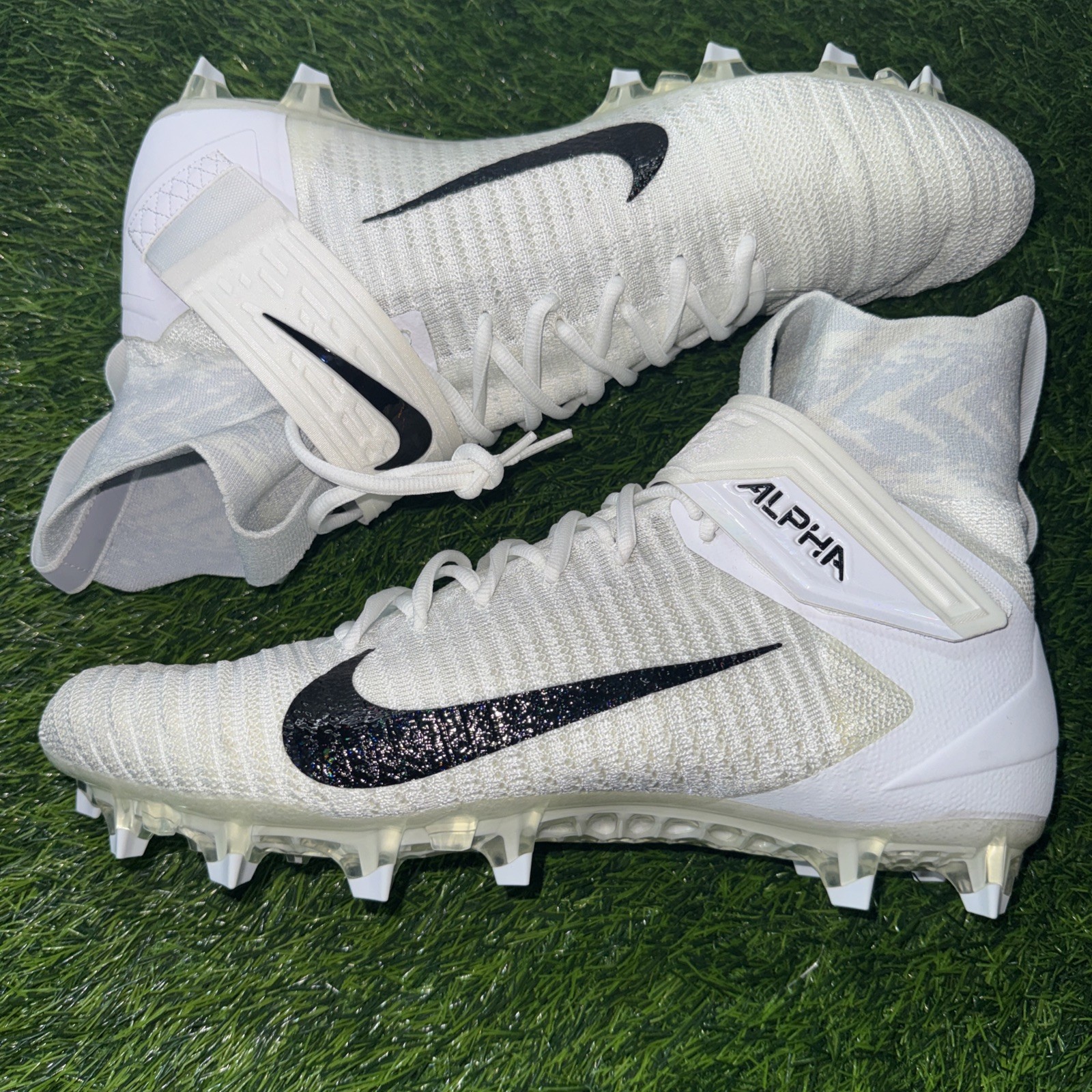 NIKE ALPHA MENACE ELITE 2 WHITE BLACK FOOTBALL CLEATS AO3374-101 MENS SZ 14 RARE