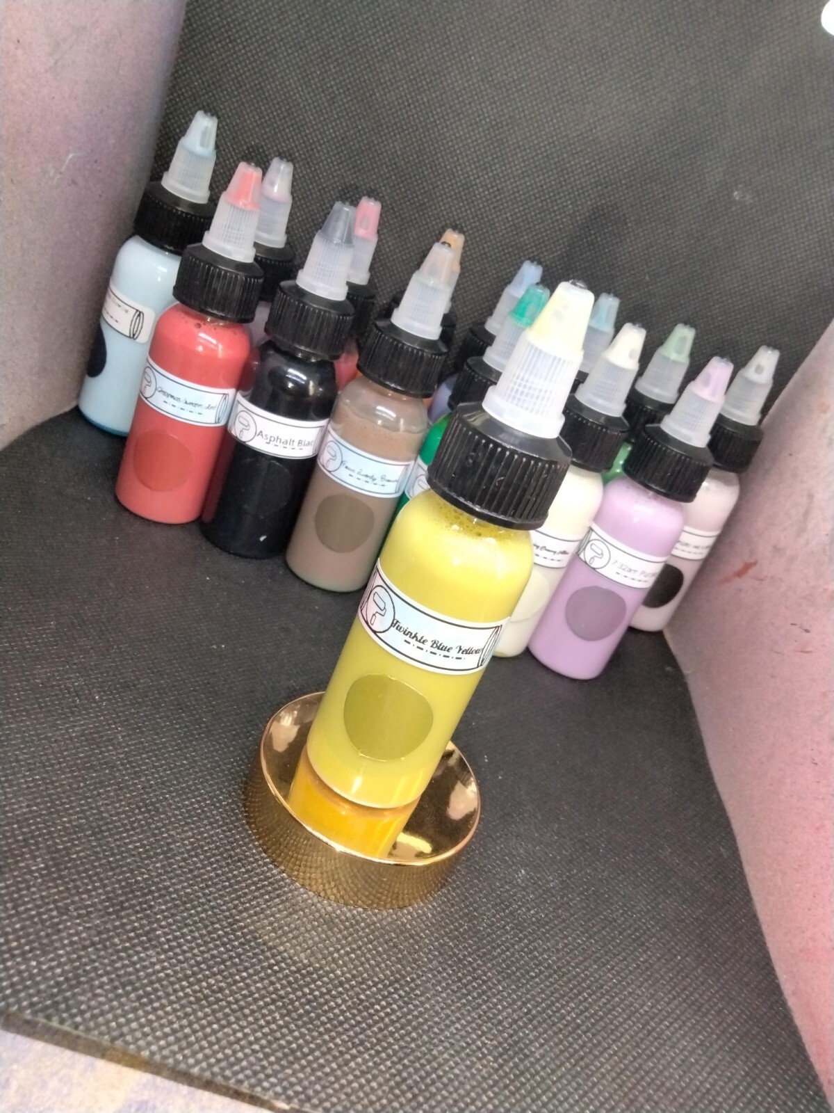 Custom Airbrush Paint: Twinkle Blue Yellow