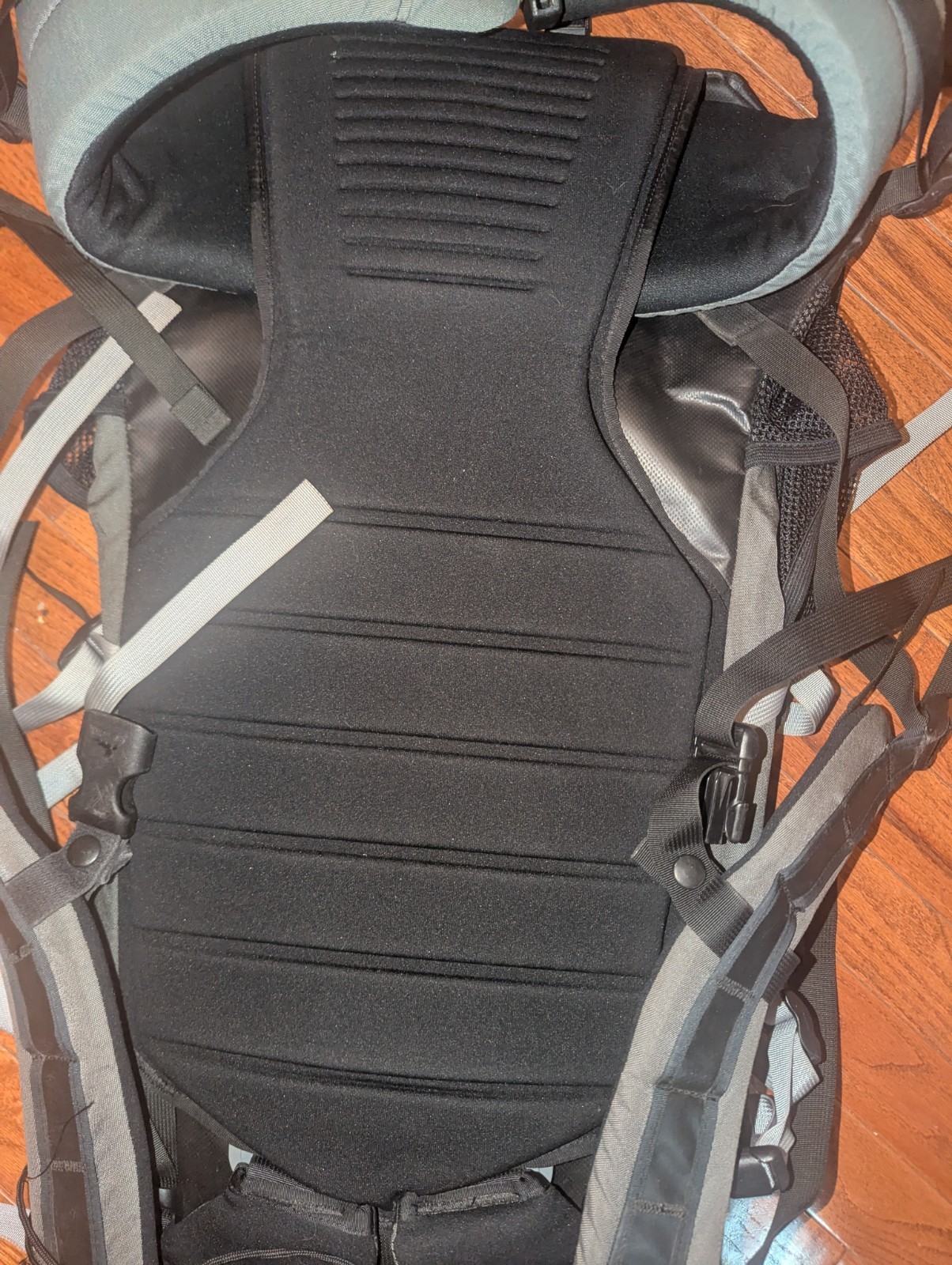 Gregory Wind River Backpack Green Medium Expedition Trail Trekking Hiking