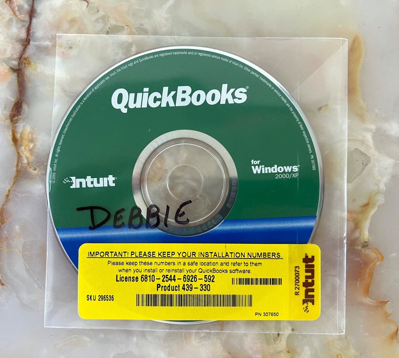 QuickBooks Pro 2006 Complete CD Manual Box Intuit Windows XP W/Product Key