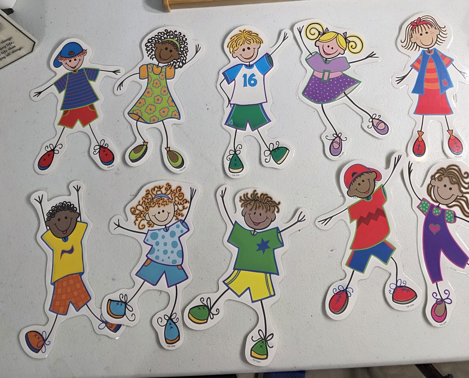 Fantastic Kids Accent 30 Pieces Teacher Class Room Student Recognition TCR 5244