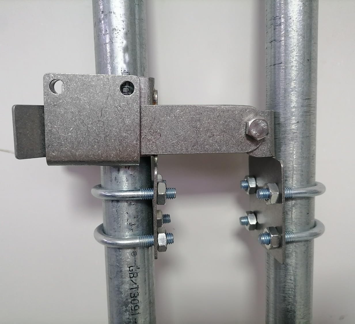 Double Gate Latch for 1-3/8" Gate Frames, Farm Gate Latch Strong for Swing Gates
