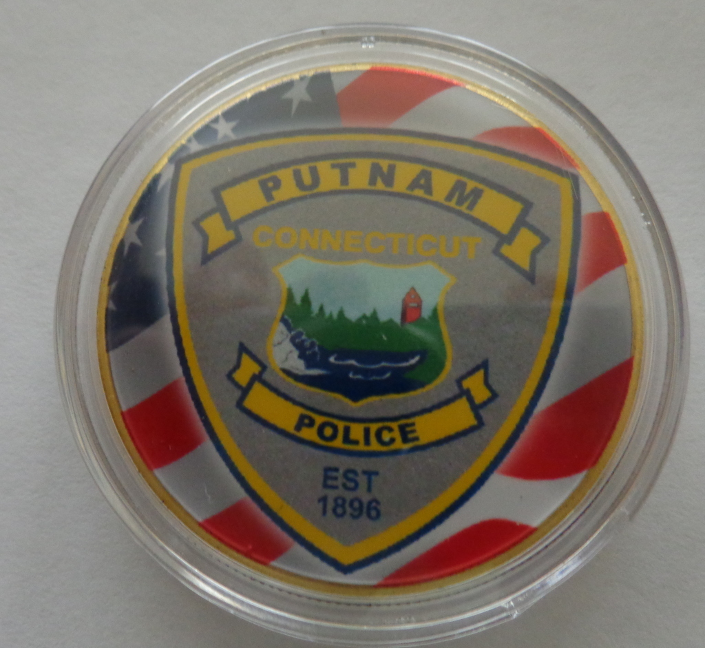 Putnam Connecticut    POLICE     24K GOLD  PLATED 40 mm  Challenge  COIN