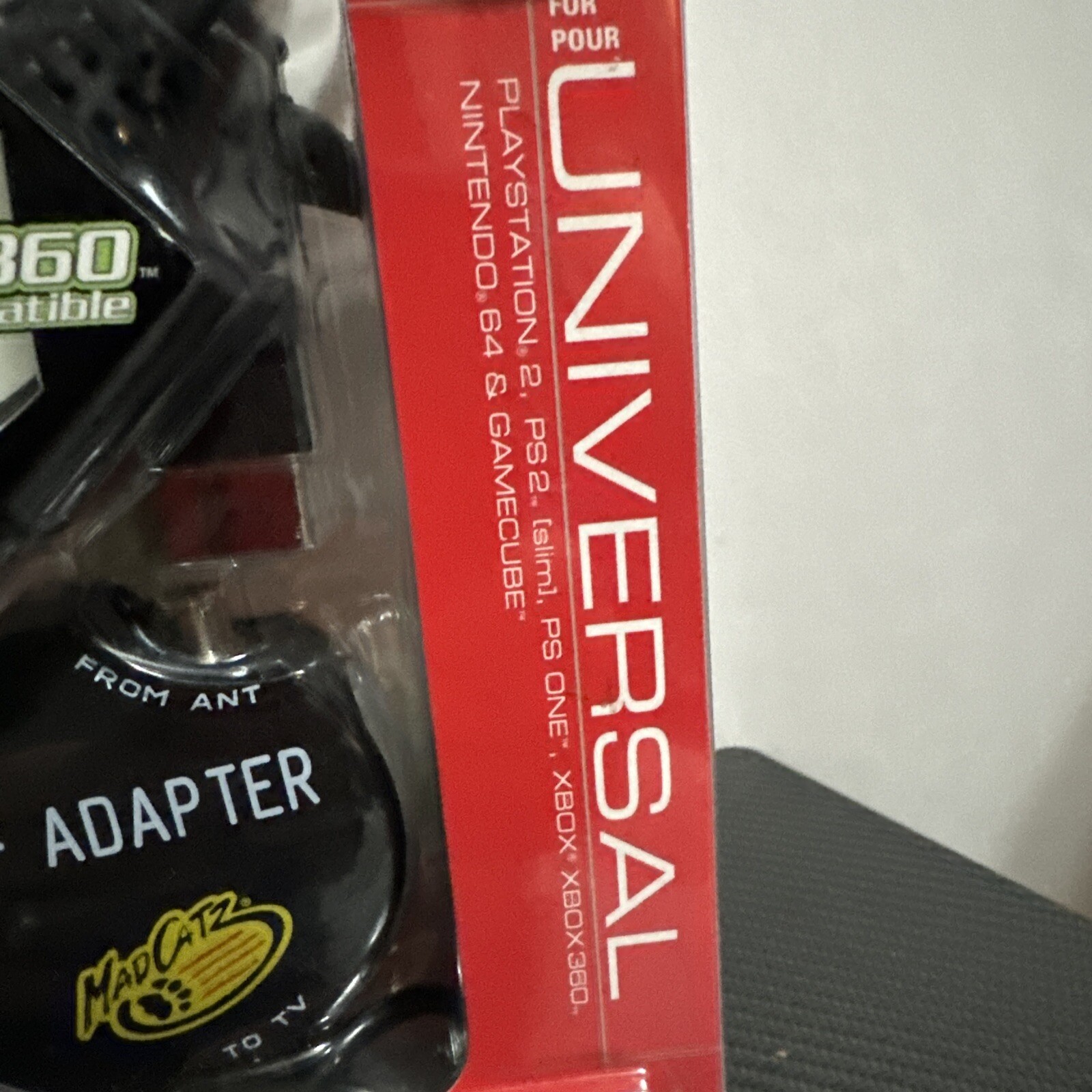 Mad Catz Universal Auto RF Adapter - For XBOX 360, Wii, PS2, & PS3