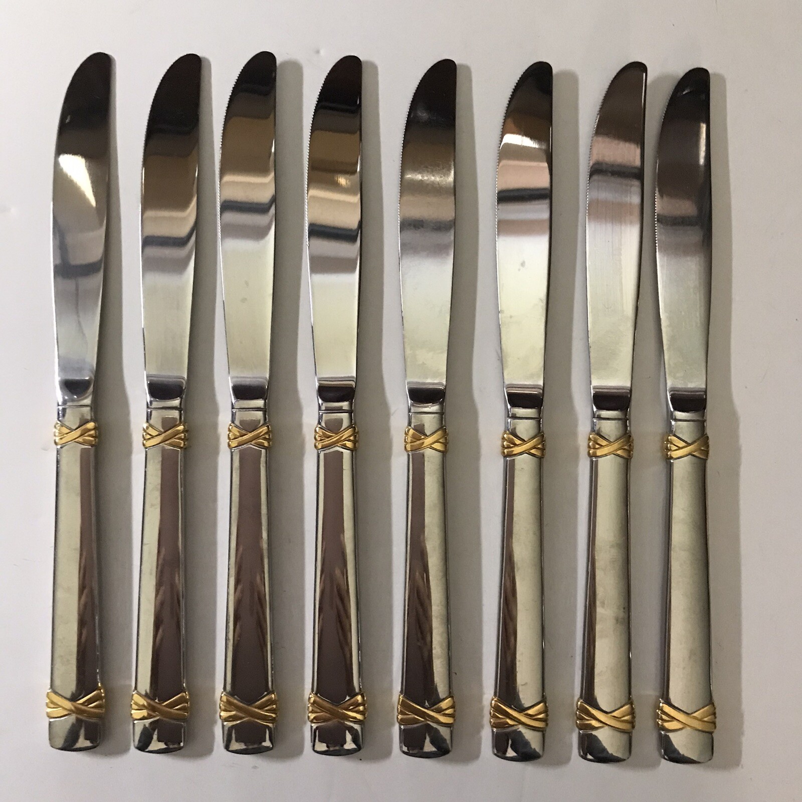 Set 8 Reed & Barton FANFARE Dinner Knives Gold Trim 18/8 Stainless Steel KOREA