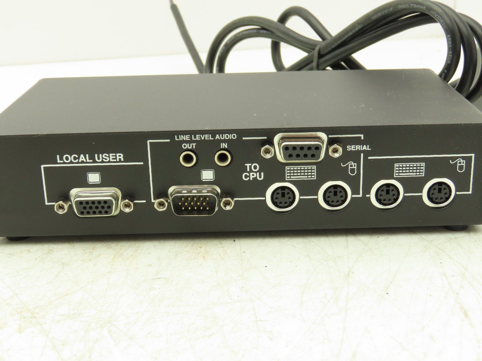 Black Box ACU1028A CAT5 KVM Extender ServSwitch Local Box Only And Cords