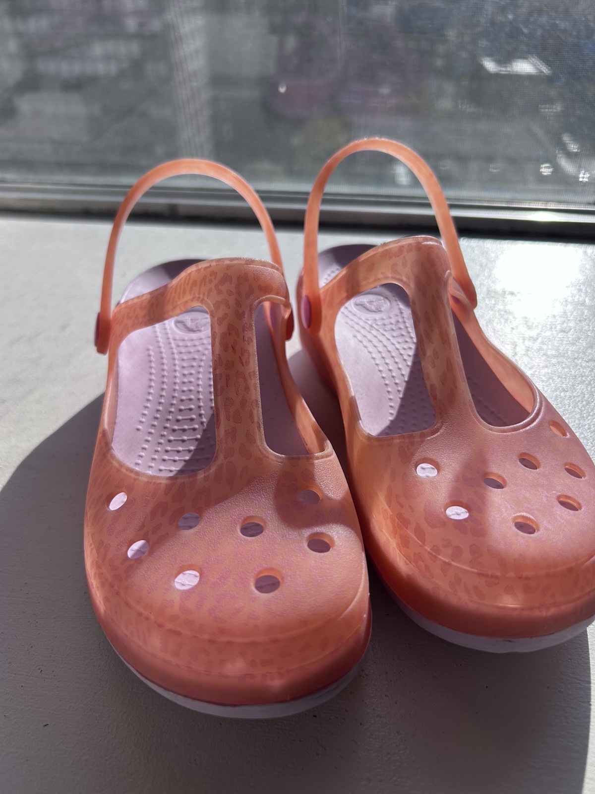 Crocs Slip On Animal Wave Mary Jane Clogs Size 7 W Pink Orange