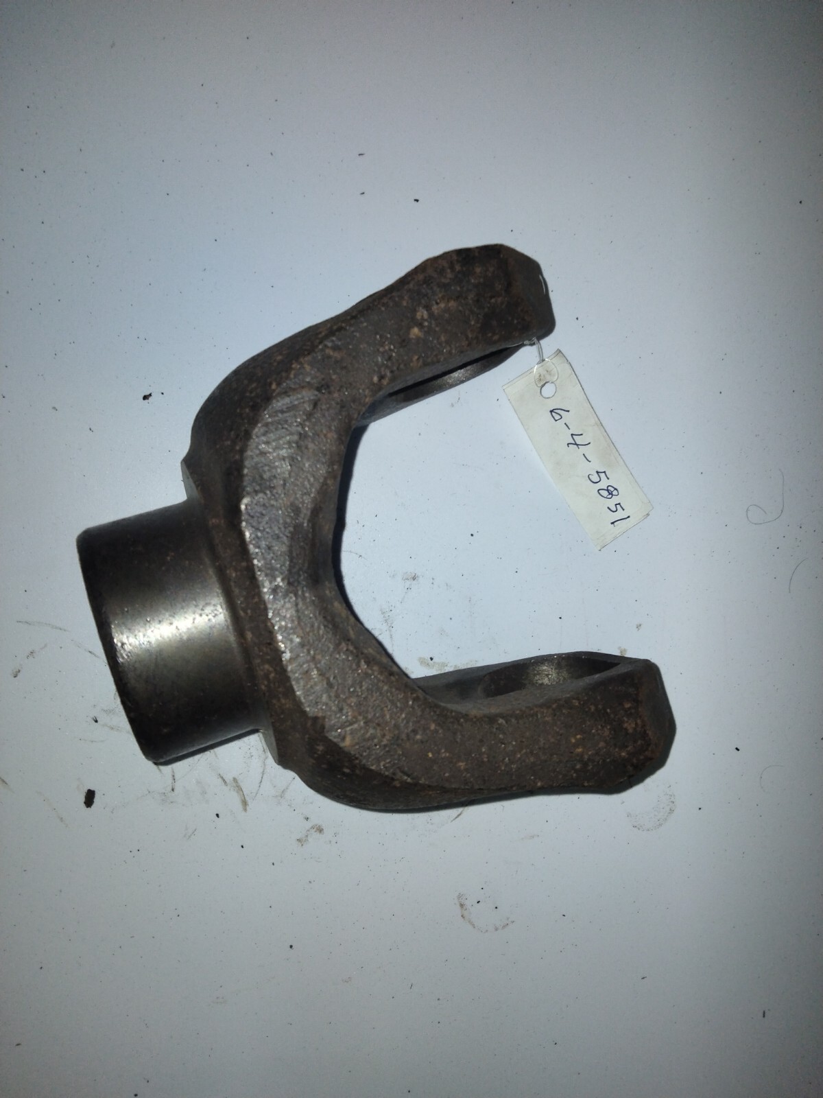 Genuine Spicer 6-4-5851 End Yoke Splined Bore 1710 Series