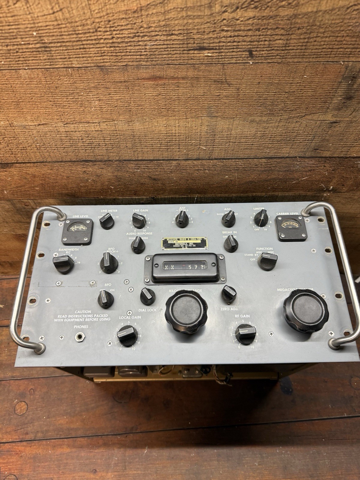 Motorola R-390A/URR Military Radio Receiver Vintage Tube HF Unit