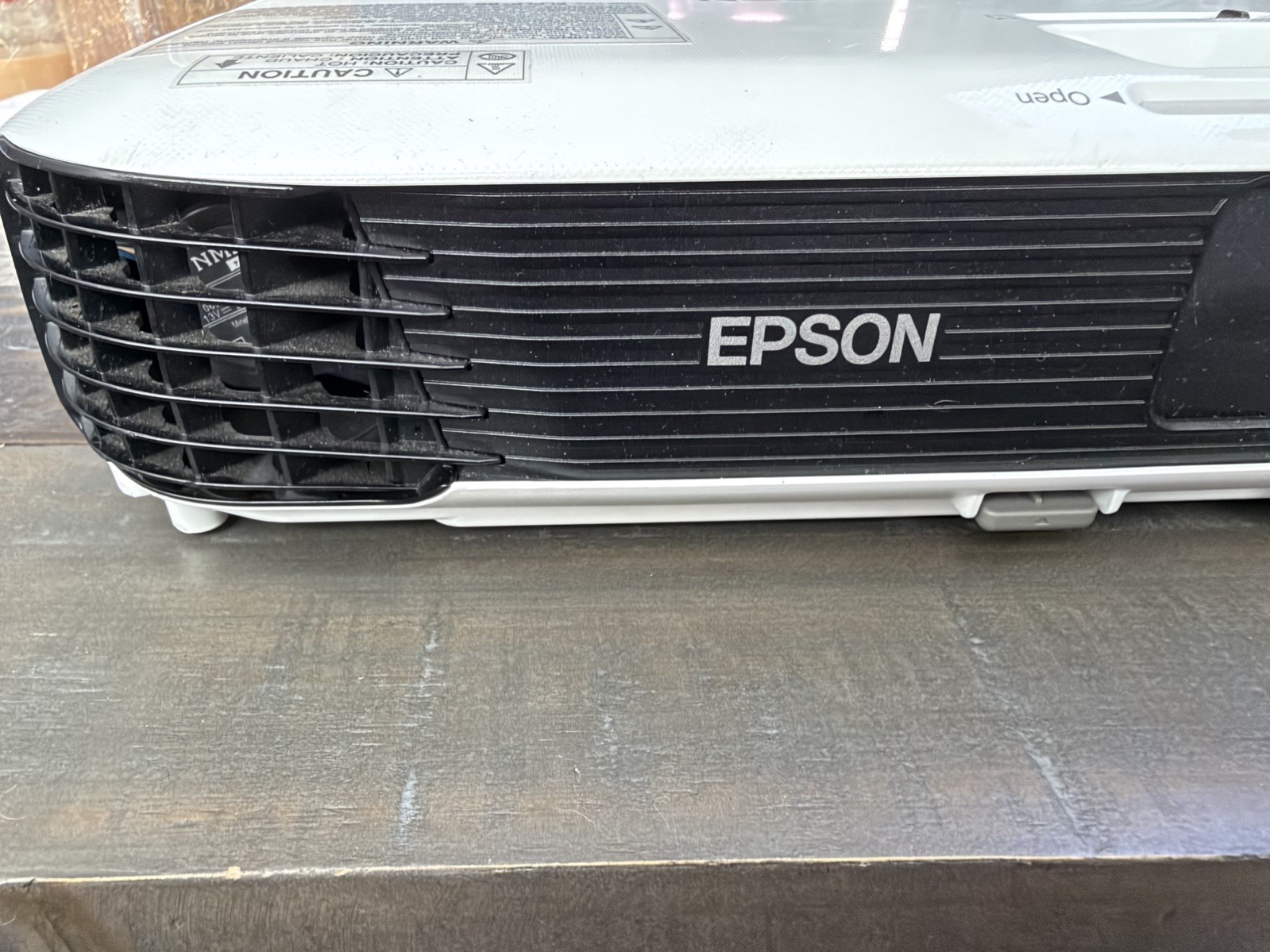 Epson VS240 LCD Projector HD, HDMI w/Power Cable