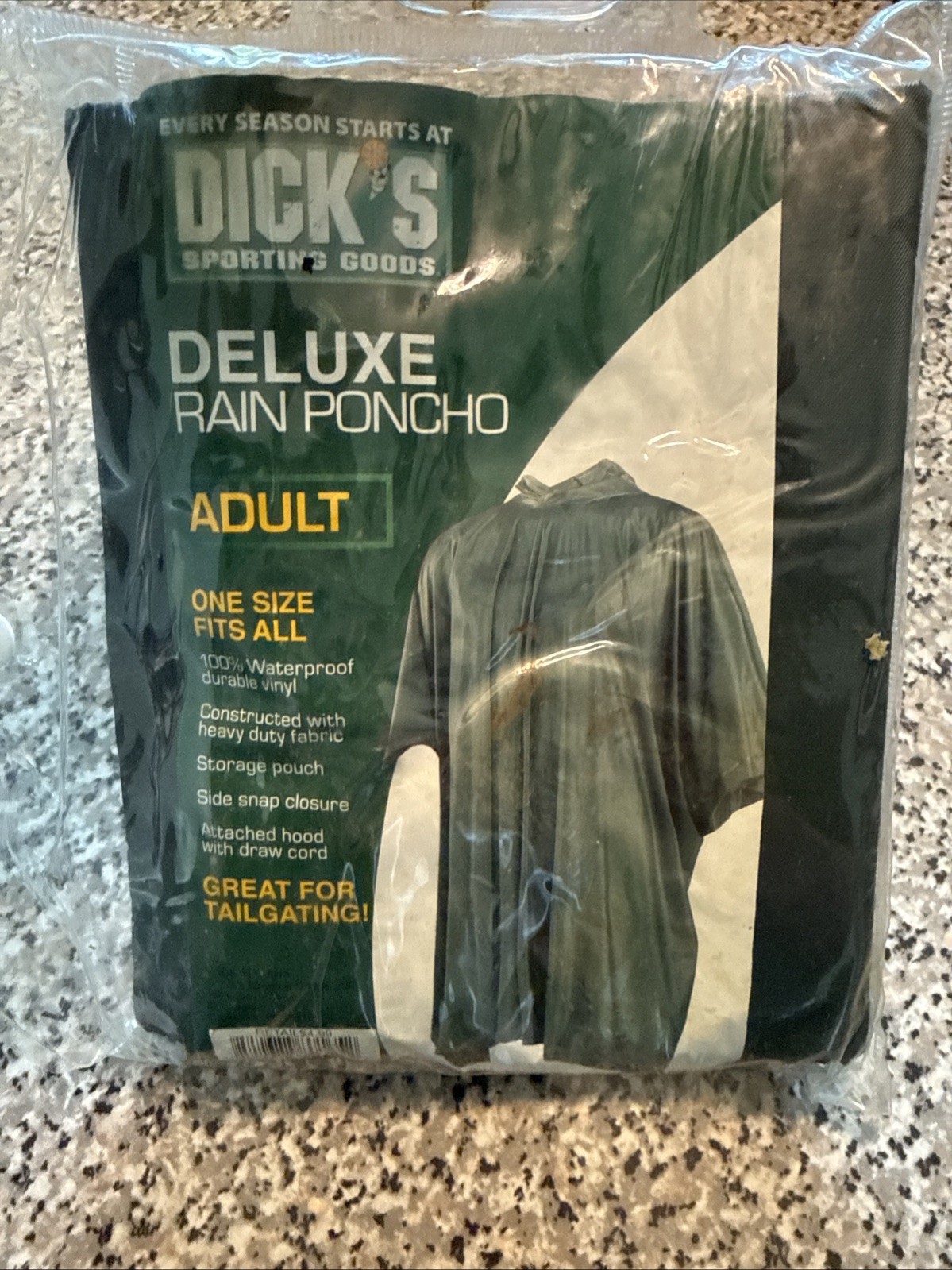 Dick's Sporting Goods Delux Rain Poncho Adult one size fits most -New