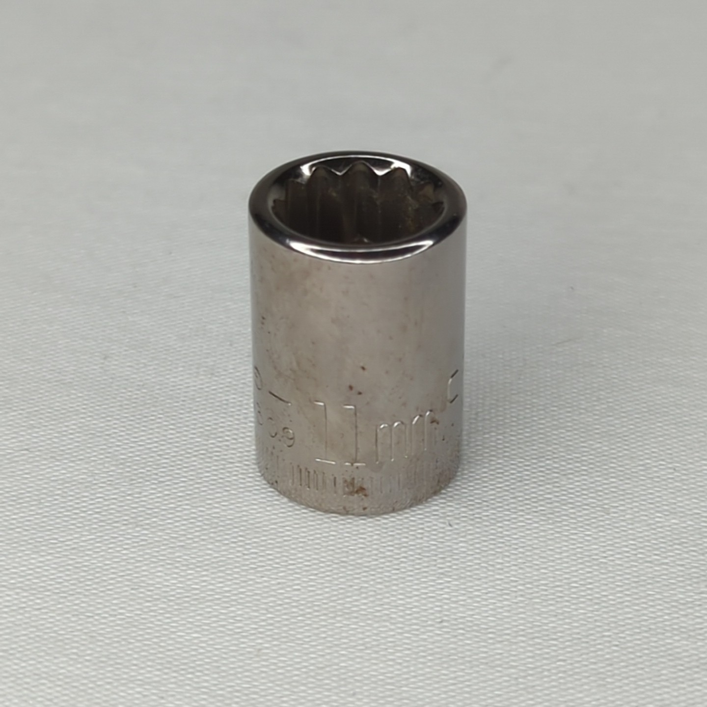 Craftsman 11mm Metric 3/8" Drive 12 Point Inverted G Series Socket 44309